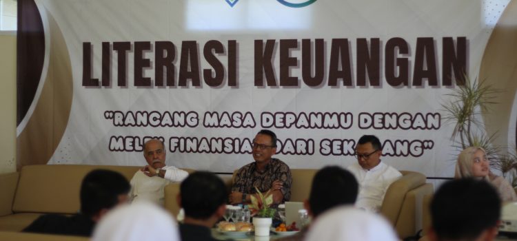 Siswa Albayan Putri Goalpara Mengikuti Program Literasi Keuangan dari CSUL Finance